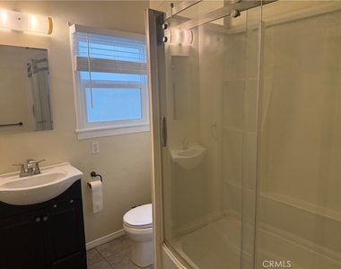 122 S Encinitas Avenue - Photo Thumbnail 8