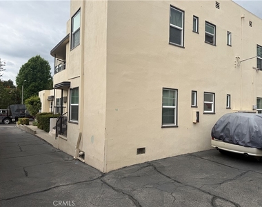 122 S Encinitas Avenue - Photo Thumbnail 10