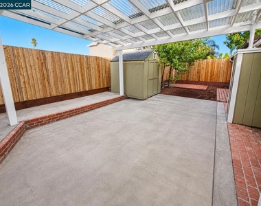 916 Veale Ave - Photo Thumbnail 3