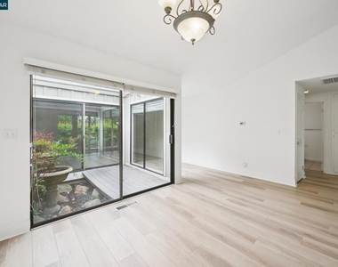 2137 Presidio Ct - Photo Thumbnail 7