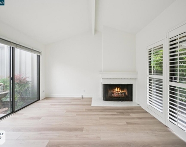2137 Presidio Ct - Photo Thumbnail 9