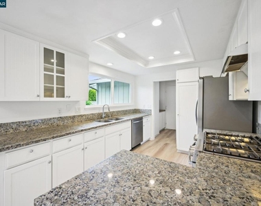 2137 Presidio Ct - Photo Thumbnail 15