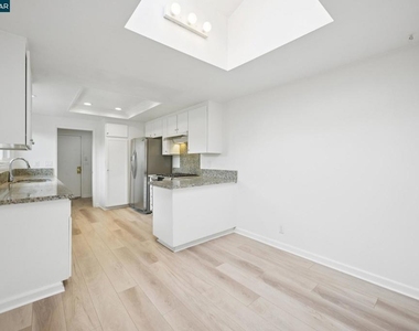 2137 Presidio Ct - Photo Thumbnail 12