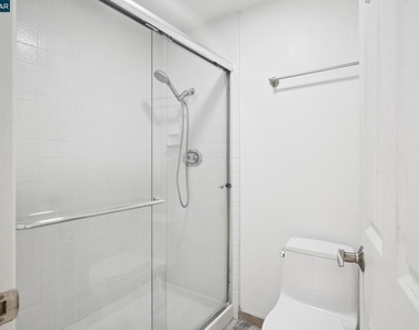 2137 Presidio Ct - Photo Thumbnail 27