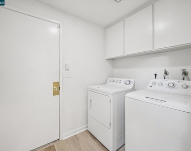 2137 Presidio Ct - Photo Thumbnail 19
