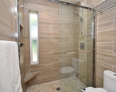 2067 Ascot Dr. - Photo Thumbnail 13
