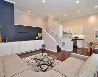 2067 Ascot Dr. - Photo Thumbnail 1