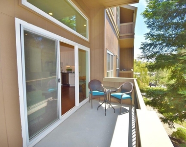 2067 Ascot Dr. - Photo Thumbnail 14