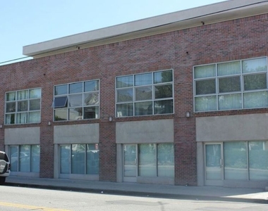 922 W 23rd Street - Photo Thumbnail 17