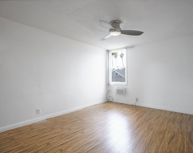 425 S Kenmore Avenue - Photo Thumbnail 17