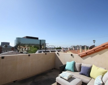 1120 21st Street - Photo Thumbnail 7