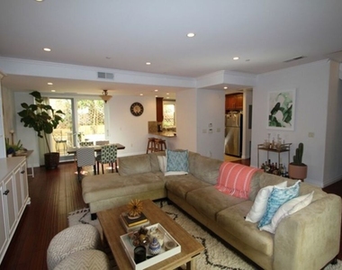 1120 21st Street - Photo Thumbnail 2