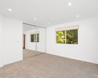 10645 Wilshire Boulevard - Photo Thumbnail 27