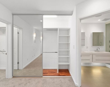 10645 Wilshire Boulevard - Photo Thumbnail 22