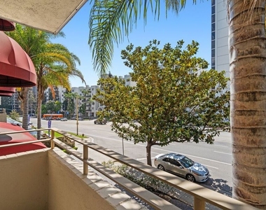 10645 Wilshire Boulevard - Photo Thumbnail 5