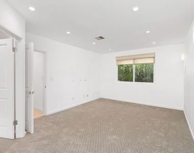 10645 Wilshire Boulevard - Photo Thumbnail 19