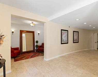 10645 Wilshire Boulevard - Photo Thumbnail 34