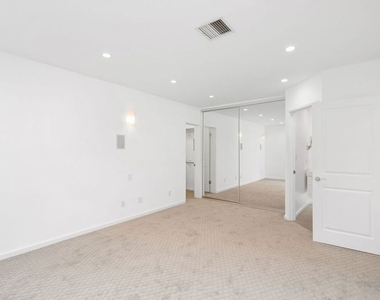 10645 Wilshire Boulevard - Photo Thumbnail 18