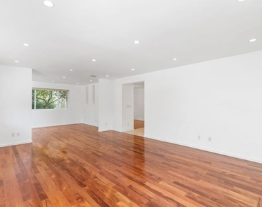 10645 Wilshire Boulevard - Photo Thumbnail 35