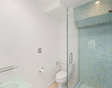 10645 Wilshire Boulevard - Photo Thumbnail 30