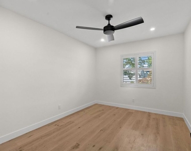 10780 Deliban Street - Photo Thumbnail 8
