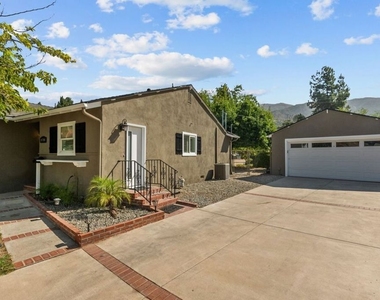 10780 Deliban Street - Photo Thumbnail 14