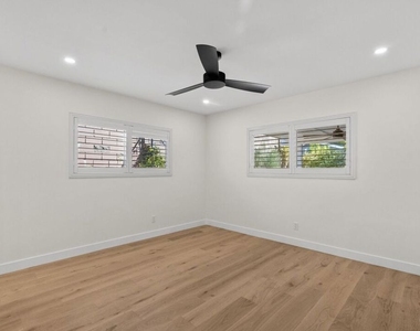 10780 Deliban Street - Photo Thumbnail 9