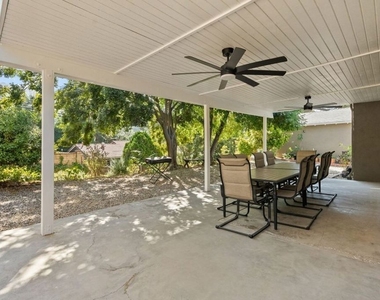 10780 Deliban Street - Photo Thumbnail 13