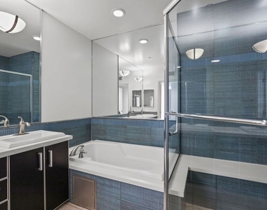 11346 Iowa Avenue - Photo Thumbnail 5