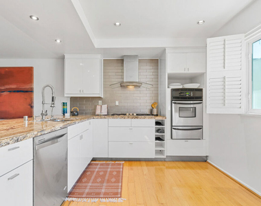 4725 La Villa Marina - Photo Thumbnail 8
