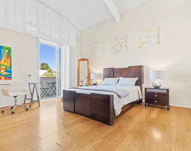 4725 La Villa Marina - Photo Thumbnail 11