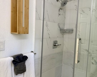 42814 Willow Avenue - Photo Thumbnail 10