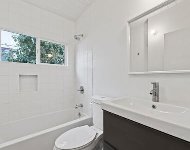 2210 Echo Park Avenue - Photo Thumbnail 6