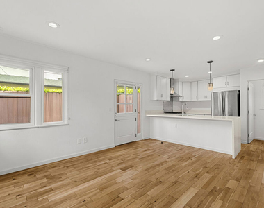 838 Hilldale - Photo Thumbnail 5