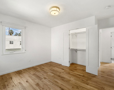 838 Hilldale - Photo Thumbnail 15