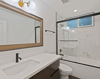 153 S Palm Drive - Photo Thumbnail 16