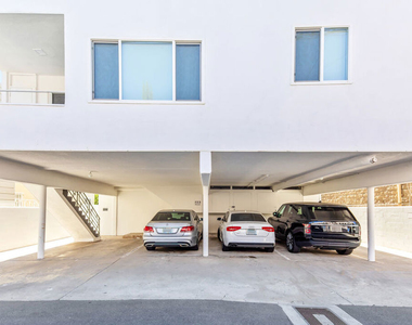 153 S Palm Drive - Photo Thumbnail 34