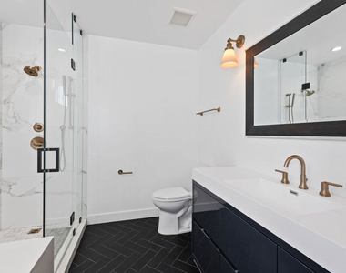 153 S Palm Drive - Photo Thumbnail 14