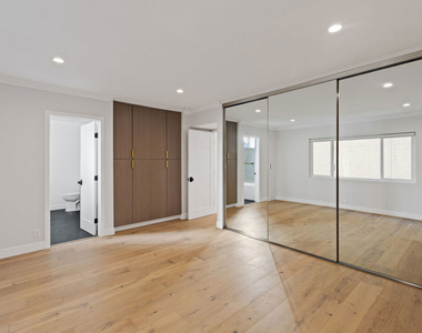 153 S Palm Drive - Photo Thumbnail 19