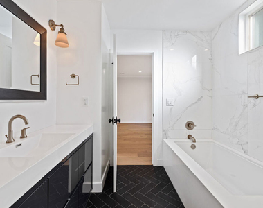 153 S Palm Drive - Photo Thumbnail 13