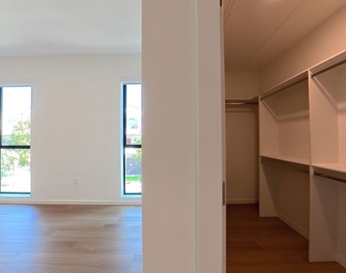 5119 Colfax Avenue - Photo Thumbnail 22