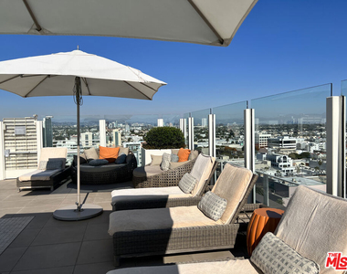 1221 W Ocean Avenue - Photo Thumbnail 21