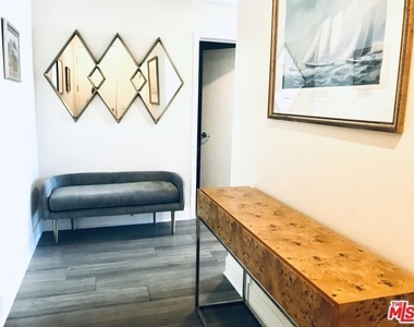 1241 5th Street - Photo Thumbnail 3