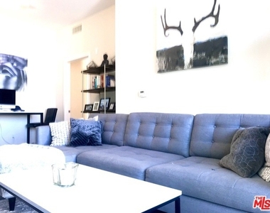 1241 5th Street - Photo Thumbnail 6