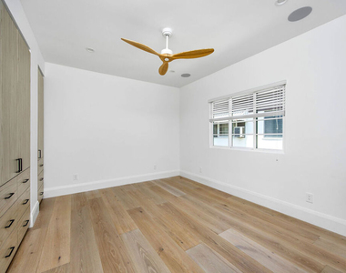 107 S Flores Street - Photo Thumbnail 13
