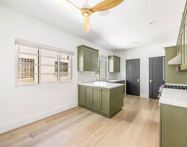 107 S Flores Street - Photo Thumbnail 6