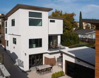 2512 Berkeley Avenue - Photo Thumbnail 50