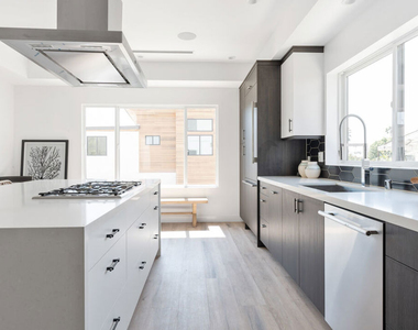 2512 Berkeley Avenue - Photo Thumbnail 17