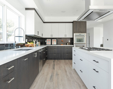 2512 Berkeley Avenue - Photo Thumbnail 15