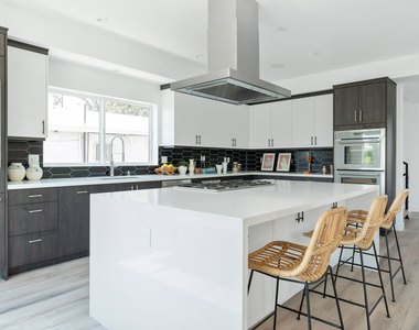 2512 Berkeley Avenue - Photo Thumbnail 14